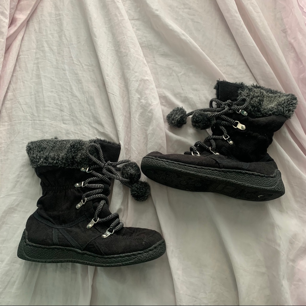Black Winter Snow Boots
